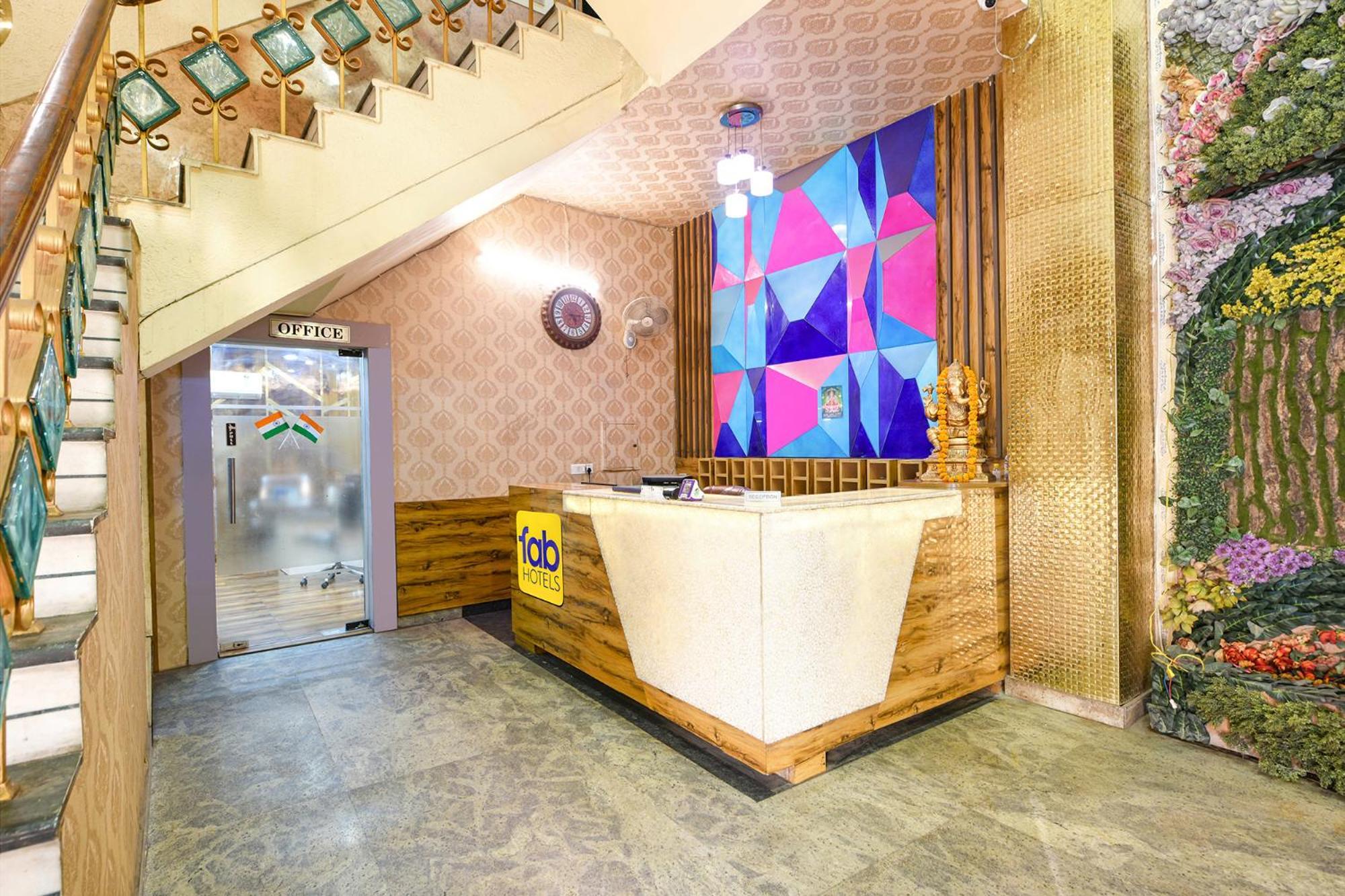 Fabhotel West View Ghaziabad Dış mekan fotoğraf